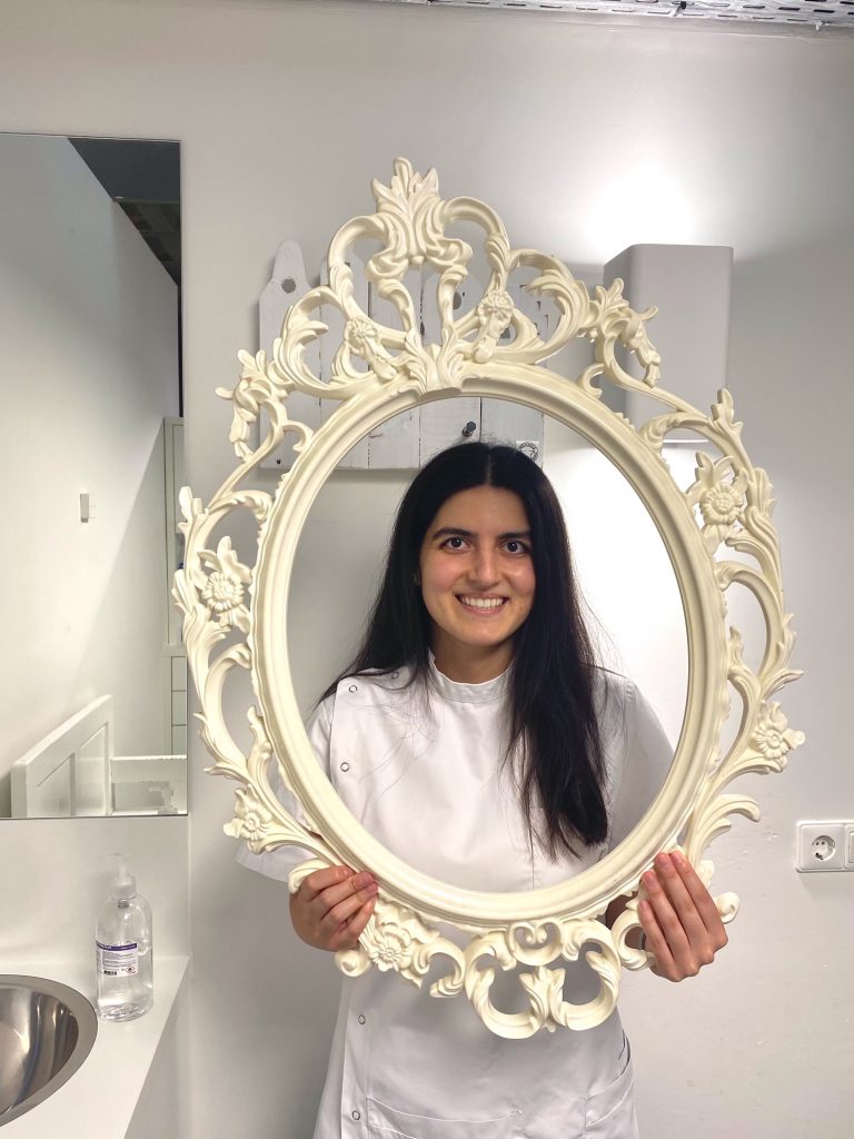 Asena Caliskan, preventie-assistente